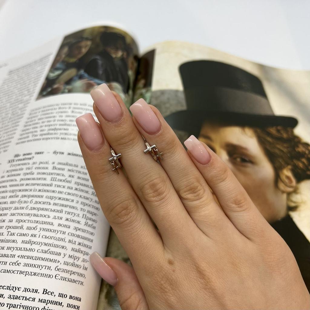 Ασημένια σκουλαρίκια με κυβικά ζιργκόν (2136491)