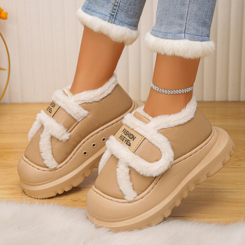 Fashion Cute Thick Bottom Fluffy Fur Casual Shoes Women 2025 Winter Chunky Platform Furry Ankle Boots Warm Plush Non Slip Snow Boots