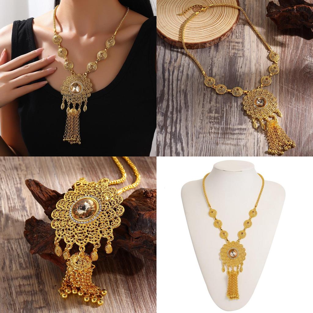 Collier Pendentif Style Tribal Indien en Alliage Doré Avec Motif Fleur en Cristal Pour Femmes