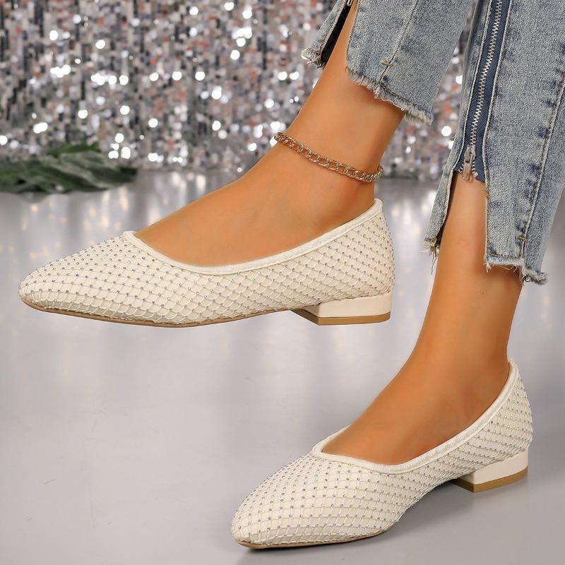 Retro Shallow-cut Fashion Single-shoe Women's 2026 Spring New Bright Diamond Pointed Toe Full Diamond One-foot Flat Shoes