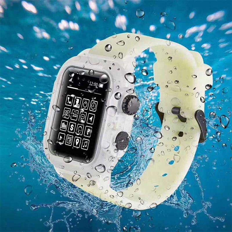

Waterproof Silicone Diving Strap Case for Apple Watch 9/SE/8/7/6 - 45mm 44mm All White