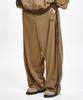 AJOBYAJO One Tuck Track Pants [Mocha]