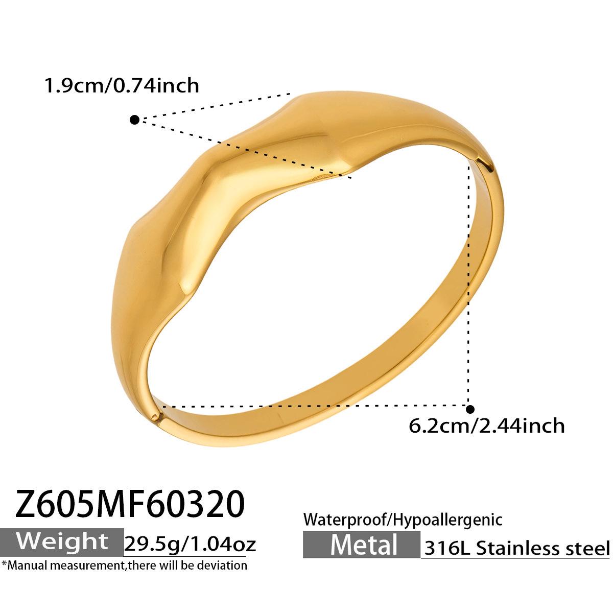 18K Gold European-Style Bracelet Set with Geometric Lines and Ring Buckle Design