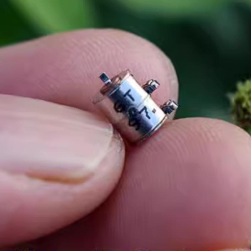 10 Pcs Micro 2-Phase 4-Wire Precision Step Stepping Motor DIY Digital Camera Lens Mini Ultra Tiny 4.5MM / 4.9MM Stepper Motor