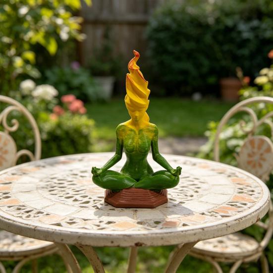 Meditierende Göttinnenstatue 3D-gedruckte sitzende Naturgöttin Skulptur Spirituelle Figur für Haus Zimmer Garten Dekoration