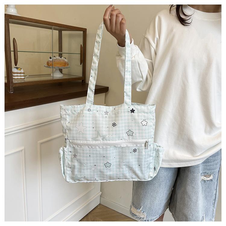 Japanese Style Polyester Shoulder Bag, Mint Green Star Print Tote with Zipper, Spacious Commute Bag for Women CLE