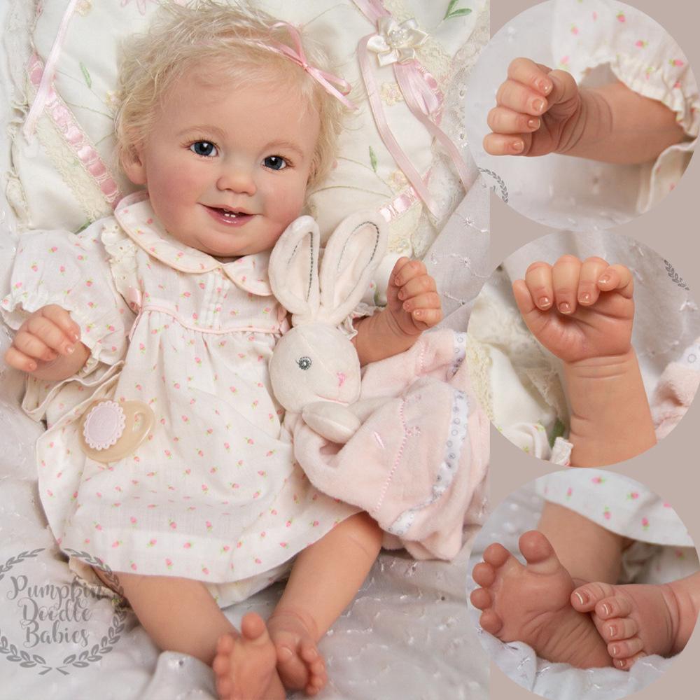 

50CM Smiling Reborn Doll: Realistic Vinyl Baby Companion