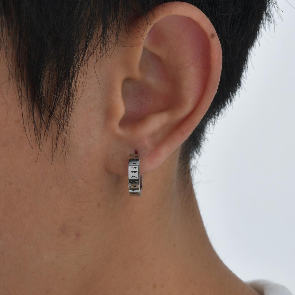 Pendientes de Aro Huggie Vikingos para Hombre, Pendientes con Runa Vikinga Noruega que Nunca se Desvanecen, Joyería para Orejas Religiosa de Moda, Regalos