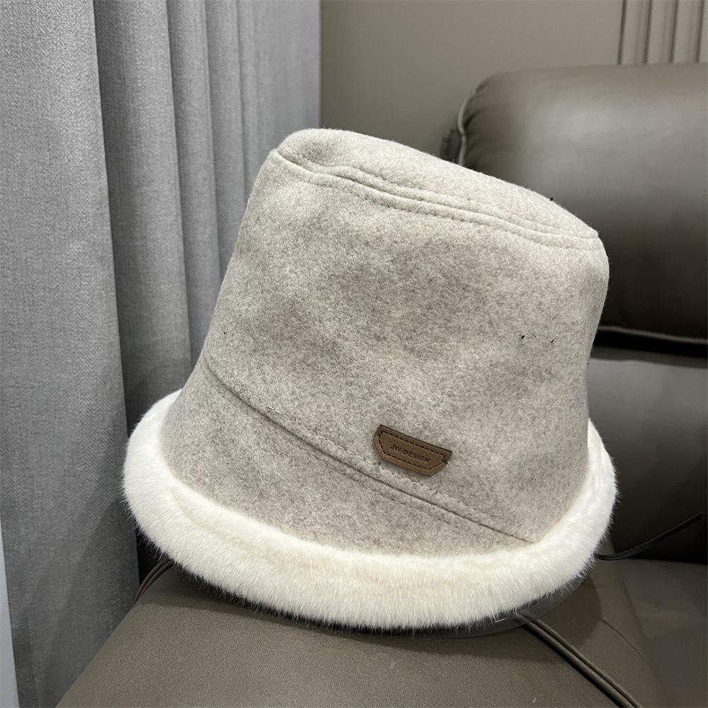 

Fashion plush hat women s new winter thickened warm simple bucket hat shows small face versatile basin hat tide Adult average size сірий колір