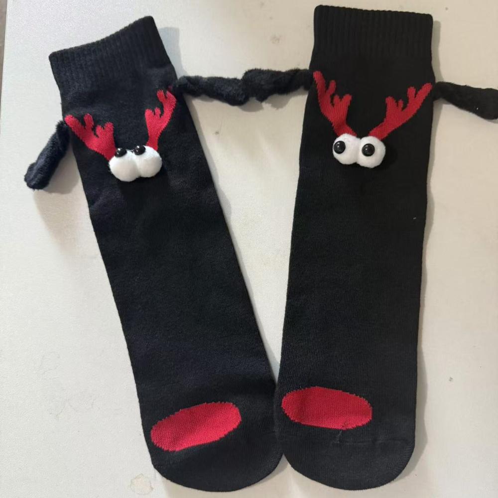 1 Pair Knitted Hand-Holding Magnetic Socks – Trendy & Funny Couple Socks for Christmas Gift, Unique & Creative Holiday Gift