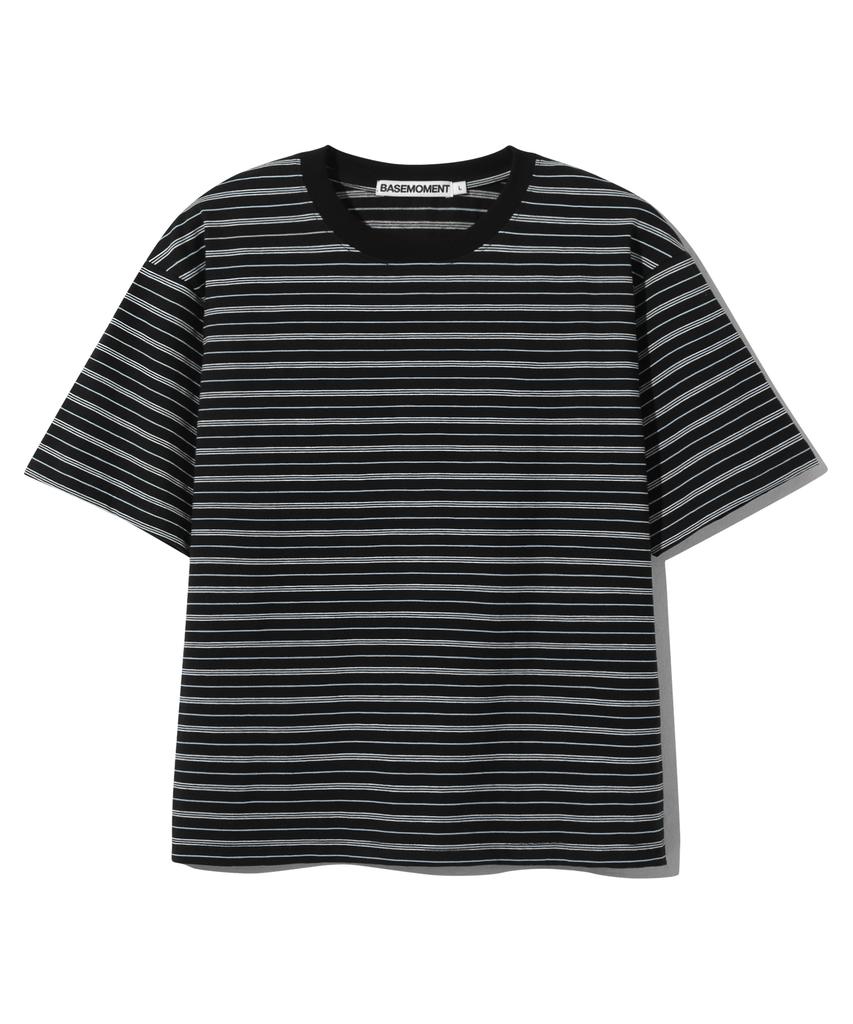 BASEMOMENT Striped Border Crop T-Shirt Black