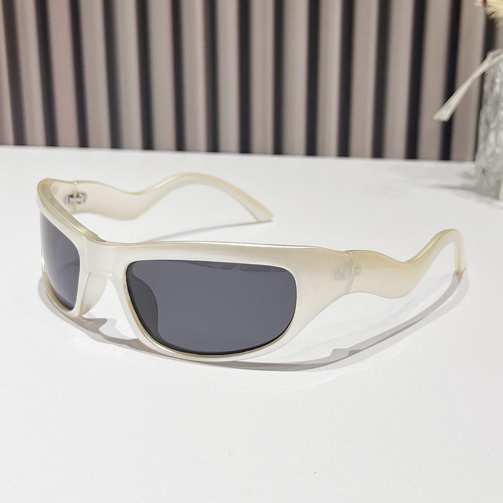 2024 New Arrivals Designer Sports Sunglasses Custom Logo Uv400 Custom Sports Cycling Y2K Sunglasses Men