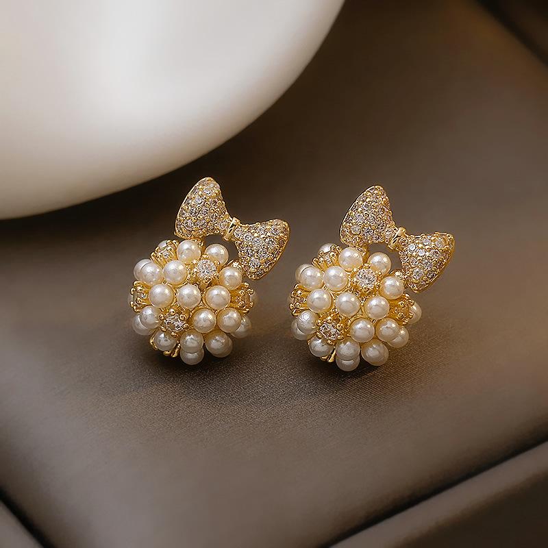 Fashionable Bow Earrings, Elegant Women's Earrings New Trendy Earrings