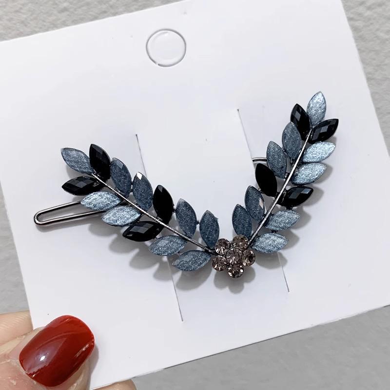 Elegant Blue Star Alloy Hair Clip - Minimalist Luxury Accessory
