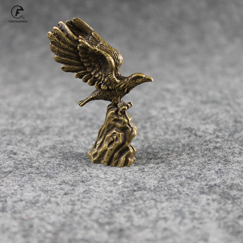 Antique Solid Copper Ornaments Bronze Young Eagle Statue Brass Miniatures Figurines Home Decorations Office Desk Decor Tea Pets