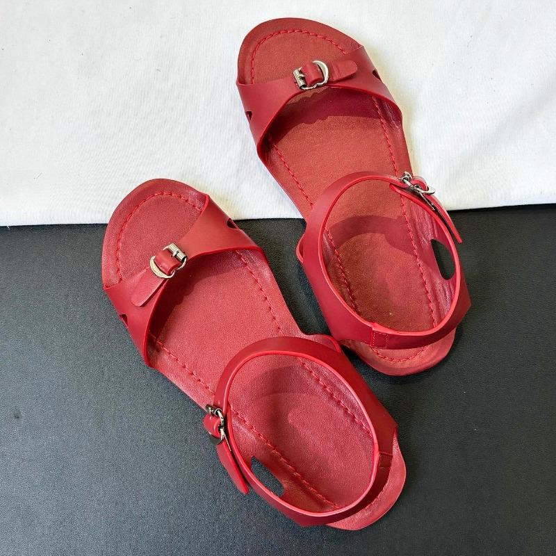Fashion High Quality Red Pu Flat Sandals Women Fashion Cozy Back Strap Buckle Design Brand Casual Shoe Summer Sexy Open Toe Beach Sandal