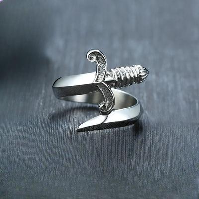 Punk Neo Gothisches Design Dolchring für Männer und Frauen Kreativer kupferfarbener gebogener Schwertring Öffnung Verstellbare Größe Schmuck