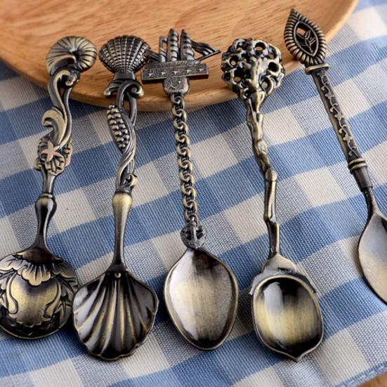 5Pcs/Set Coffee Scoop Antique Graceful Shape Alloy Royal Style Table Spoon for Home