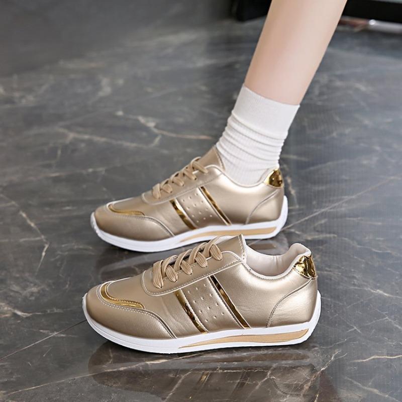 Large size casual breathable sports shoes, new lace-up student little white shoes in summer, color matching and lightweight running shoes