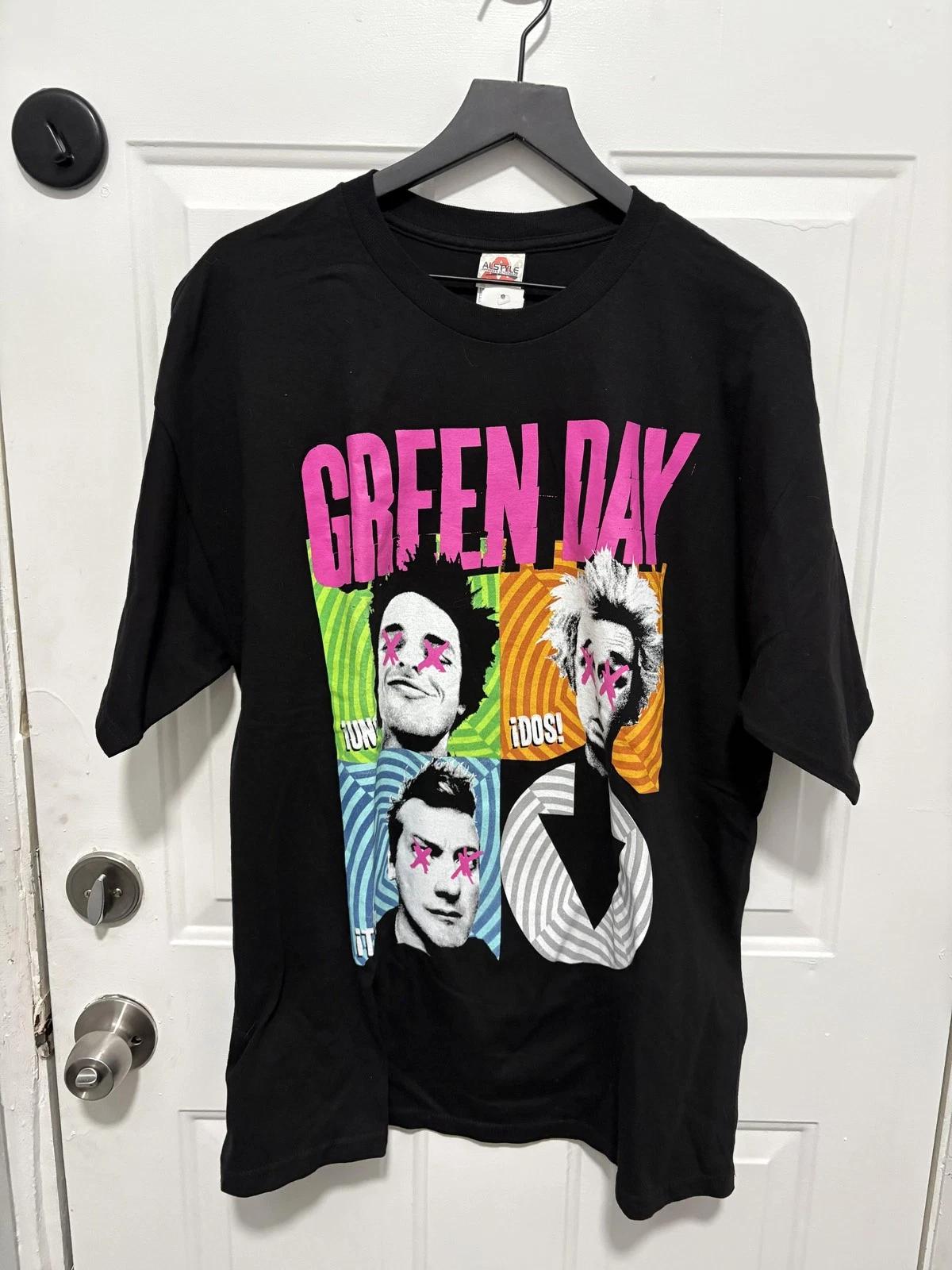 

Vintage Green Day Shirt Mens XL Black Uno Dos Tre Graphic Band Tee Y2K Punk Rock 4XL