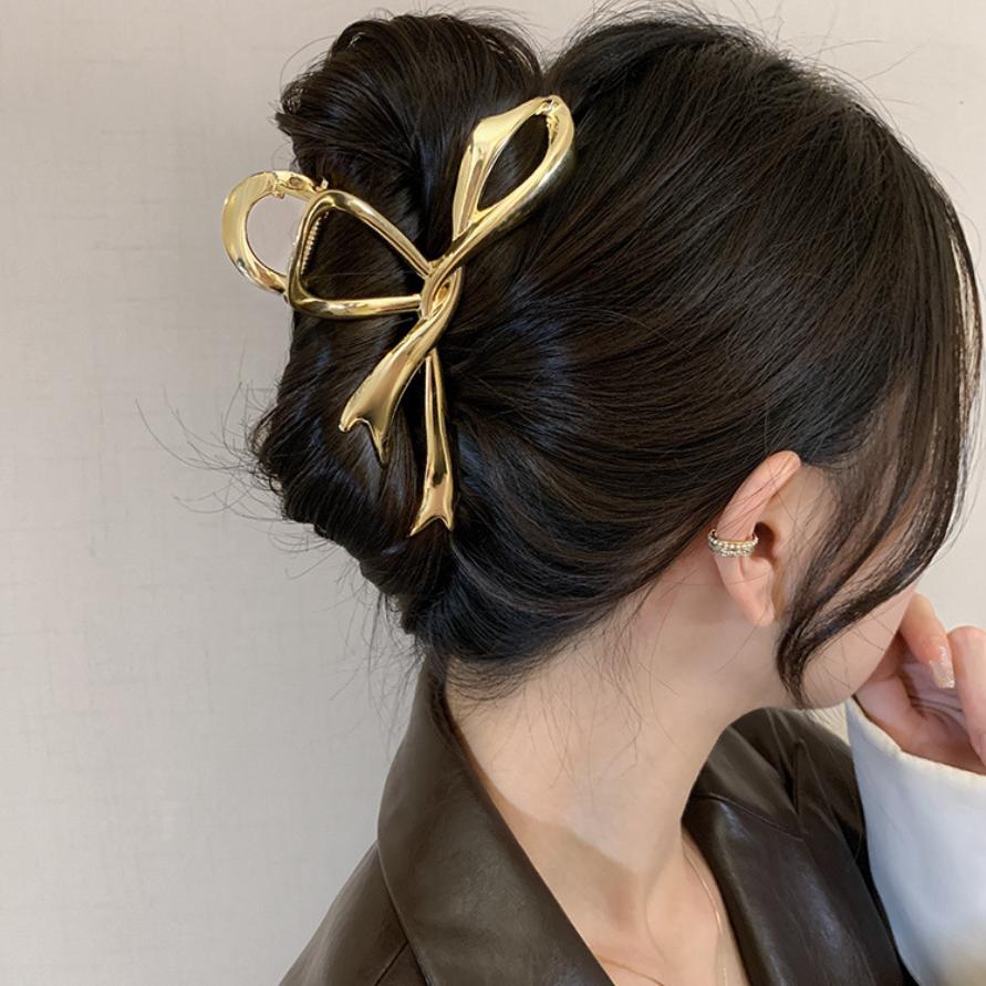 New Women Elegant Gold Silver Hollow Geometric Metal Hair Claw Vintage Hair Clip Hairpin Barrette Fashion Girls Hair Accessories