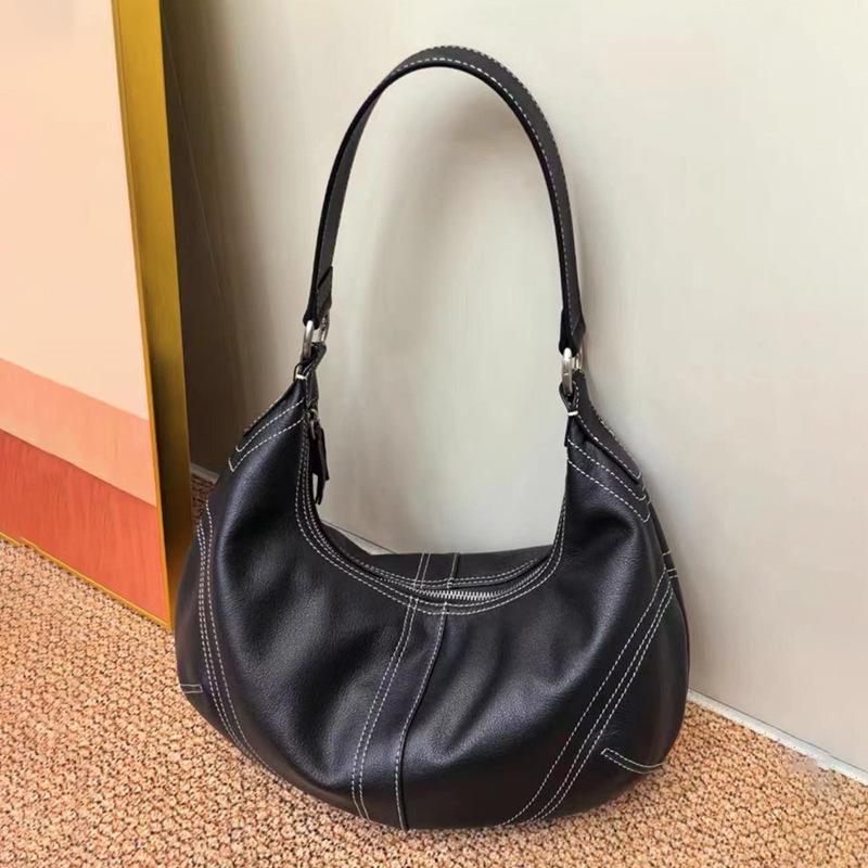 

Женская сумка из натуральной кожи Высококлассная сумка подмышку Нишевая сумка-горошина Большая вместимость Сумка через плечо Новая сумка кроссбоди Плиссированная сумка-седло 38x5x35 CM чёрный