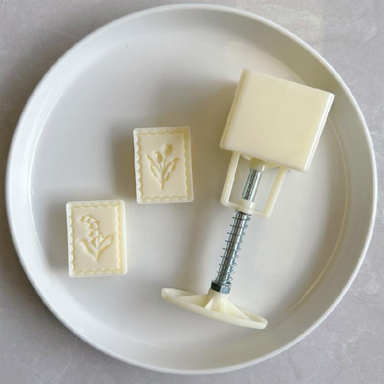 Mooncakes Mold Cookie Stamp Cake Bakings Tool Festival Dessert Moulds with Stamp Pastries Mold for Bakings Enthusiasts