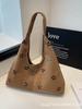 2025 Autumn/Winter Women's Retro Fashion Hollow-out Shoulder Tote - Large Capacity Bag