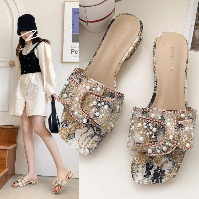 Fashion Slippers for Women 2025 New Summer Rhinestone Thick Heel Sandals for Women Fashion Flat Bottom for Women Outside Sandals