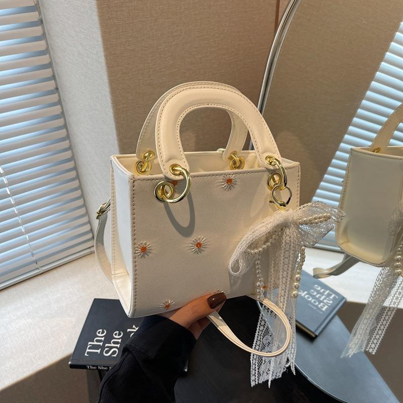 Premium Textur tragbare kleine Tasche Damen neue Mode vielseitig einzelne Schulter Prinzessin Diana Tasche Pendler Umhängetasche