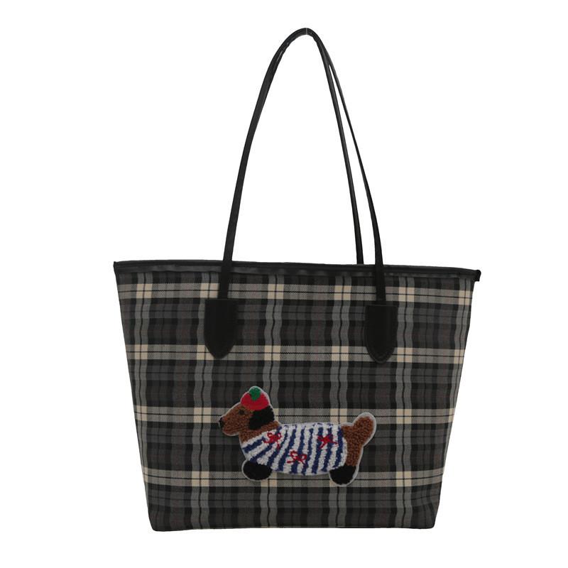 Chic Urban Minimalist Large Tote Handbag For Women Featuring Trendy Plaid Design