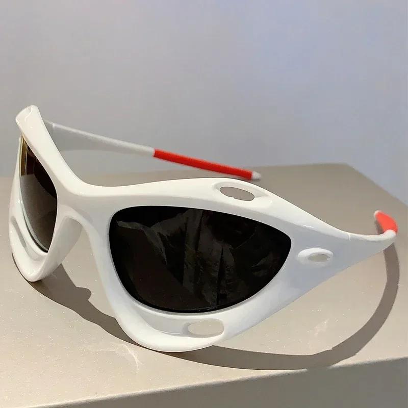 

New Sunglasses Fashion Futuristic Punk Mirror Sports Men Eyewear Trendy Brand Design Outdoor Uv400 Shades For Women 1PC