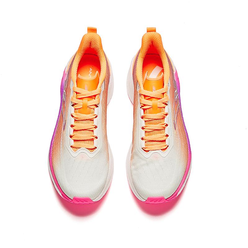 Anta Jinfeng Professional Racing Tecnologia Nitrogênio Resistente ao Desgaste Respirável Leve Tênis de Corrida Cano Baixo Masculino tênis Branco-Marfim 912435501-2