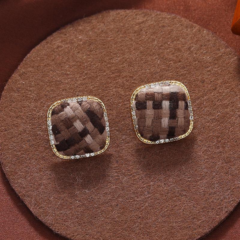 Vintage Morandi square stud earrings s925 silver needle with diamonds autumn and winter femininity personalized fabric ear jewelry