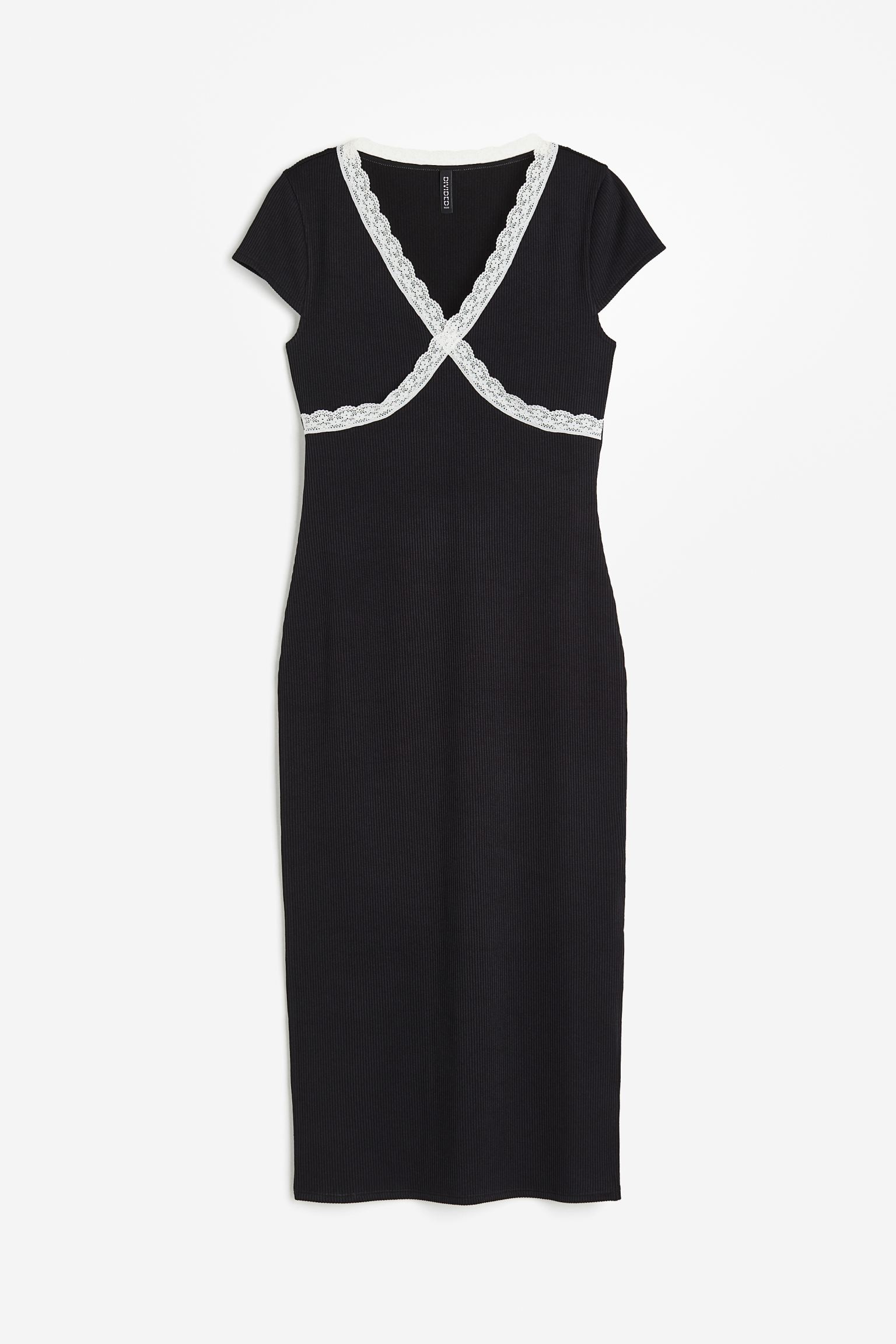 

Платье в рубчик с кружевной отделкой