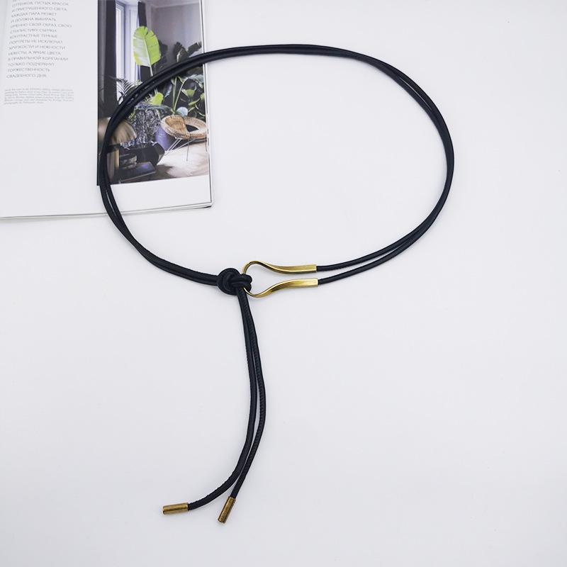 Elegant Women's Leather Knot Belt - Chic, Holeless Waist Cincher for Dresses