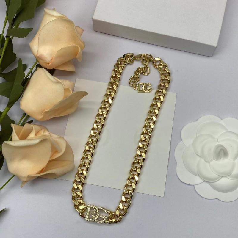 Dujia DG Women's European & American Hip-Hop Niche Necklace & Bracelet Set with Clavicle Chain