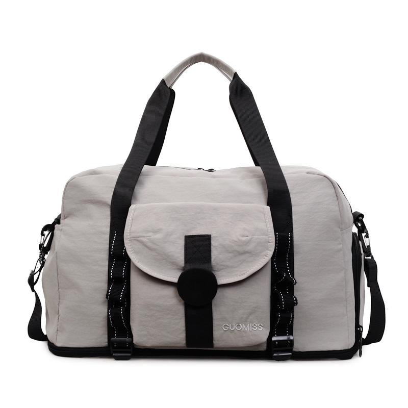 Fashionable Travel Duffel Bag with Adjustable Strap Multiple Pockets Large Capacity Weekend Carry On Bag