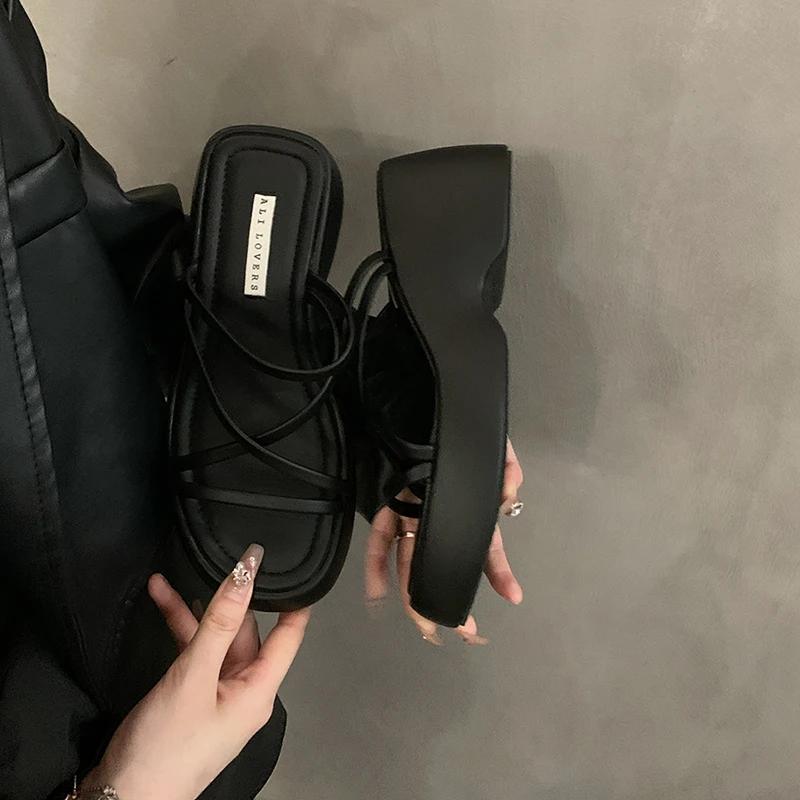 Summer Chunky Woman Slippers Fashion Narrow Band Platform Thick Heel Ladies Casual Outdoor Beach Shoes