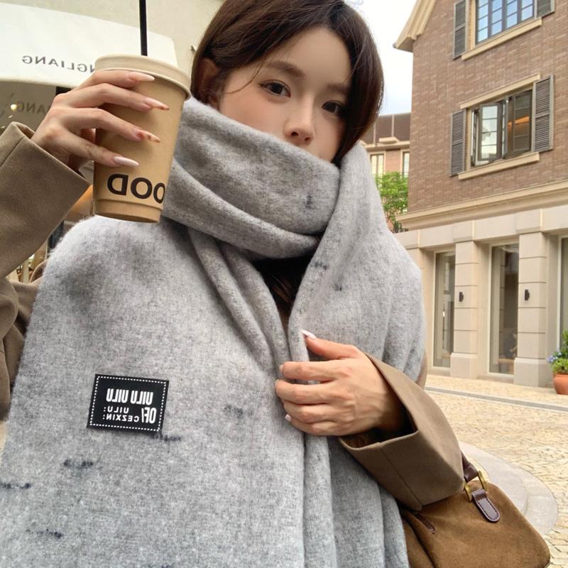 New Women'S Solid Striped Scarf Winter Warm Soft Fringe Shawl Korean Fashion Colorful Thick Wrap Scarves For Ladies Male Unisex