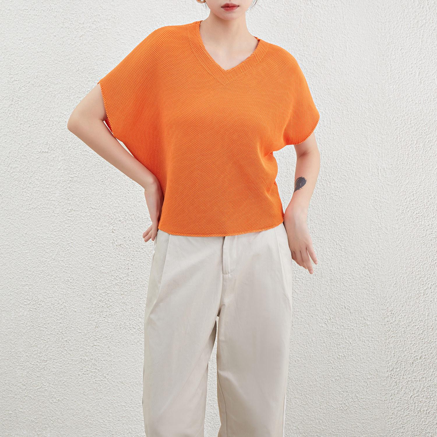 

Европейский топ с V-образным вырезом, однотонный, плиссированный, с рукавами «летучая мышь», летний - Женская мода One size (90-155cm) оранжевый