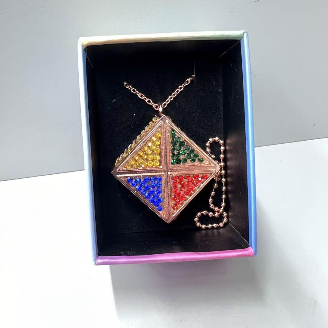 

[USED] NiziU Rainbow Cube Rainbow Necklace in Pink Gold