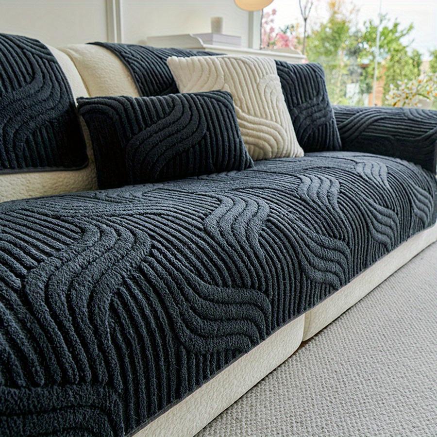 1 шт Бархатный чехол на диван Crream Style Полосатое диванное полотенце Нескользящий чехол на подушку дивана Чехлы-протекторы для дивана Домашний декор S-70x70cm темно-серого 890₽