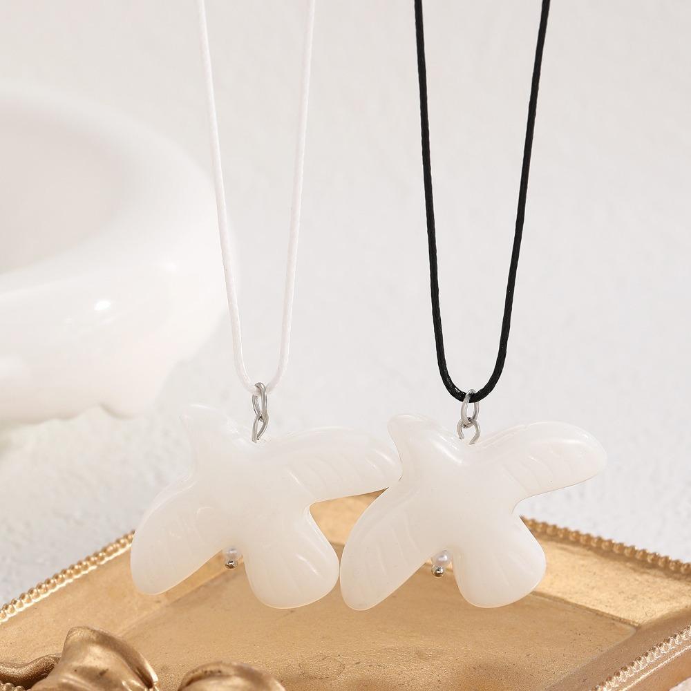 Simple Personality White Ceramic Dove of Peace Pendant Black Leather Rope Lace-up Necklace for Women Animal Collar Chain Jewelry