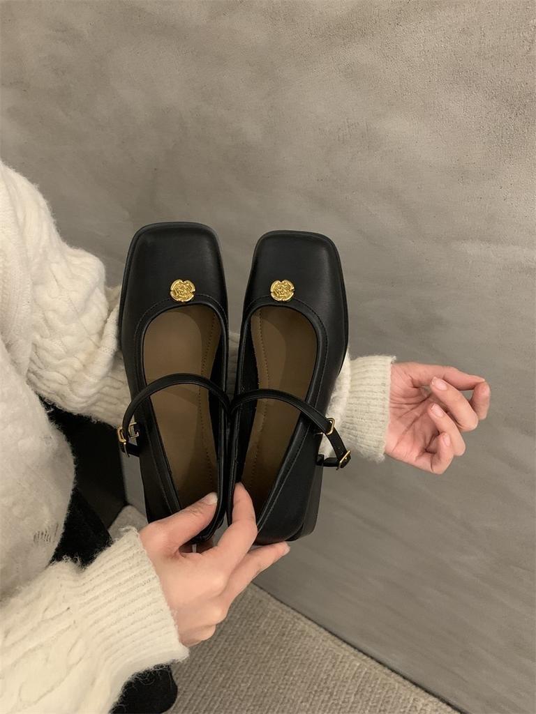 New retro Mary Jane shoes square head shallow mouth word with thick heel versatile single shoes women's shoes