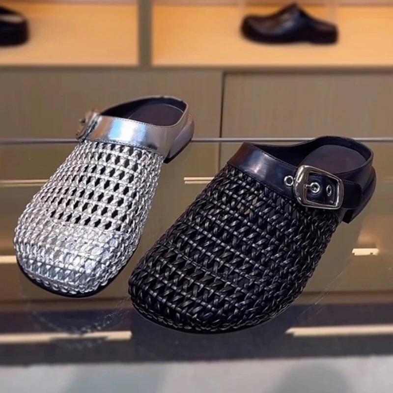 Fashion Summer Breathable Woven Mesh Flat Sandals Women Fashion Round Toe Belt Buckle Slide Sandals Comfortable Non-slip Beach Sandals