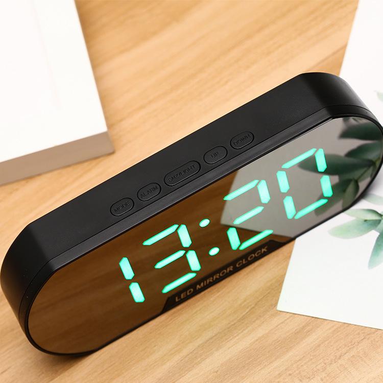 Simple USB Plug Battery Dual Purpose Home Silent Electronic Desktop LED Digital Display Makeup Mirror Alarm Clock