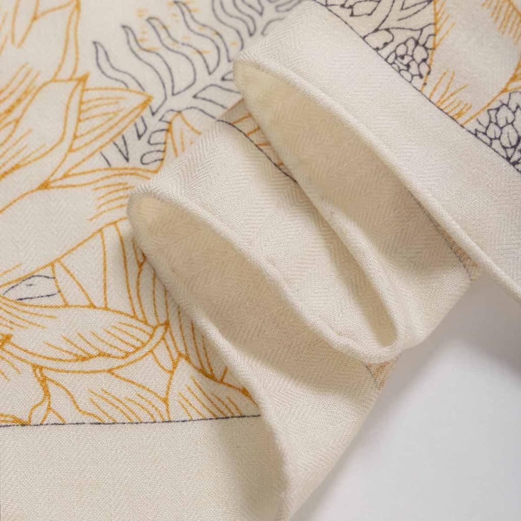 130*130cm 30% Silk +70% Wool Scarf Retro Vintage Luxurious Soft Shawl Large Warm Winter Wrap for Women