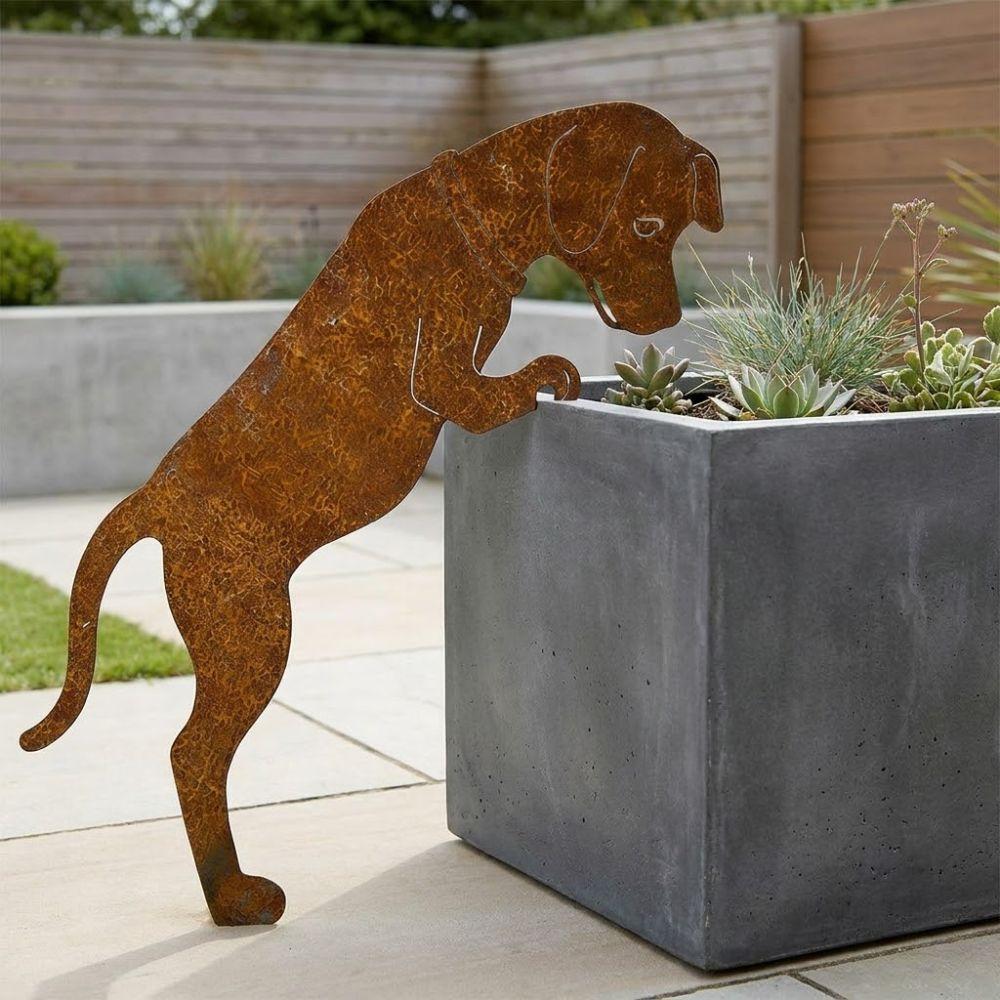 Rusty Finish Metal Dog Garden Statue Rustic Cat Lawn Ornament Dog Pot Hugger Decor  Courtyard