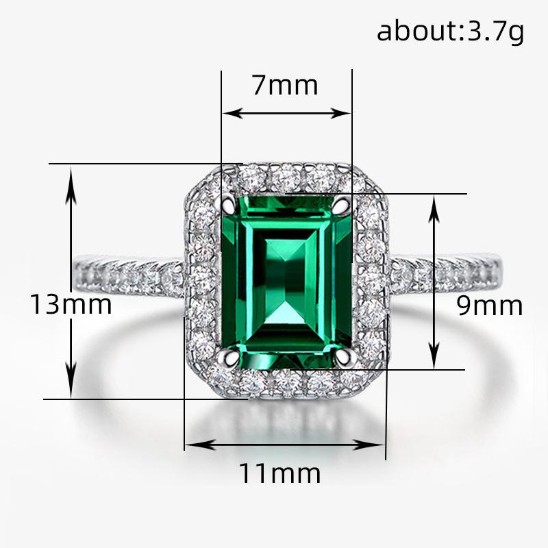 Retro Fashion Princess Ring - Four-Claw Light Luxury Rectangle Simulated Classic European-American Style